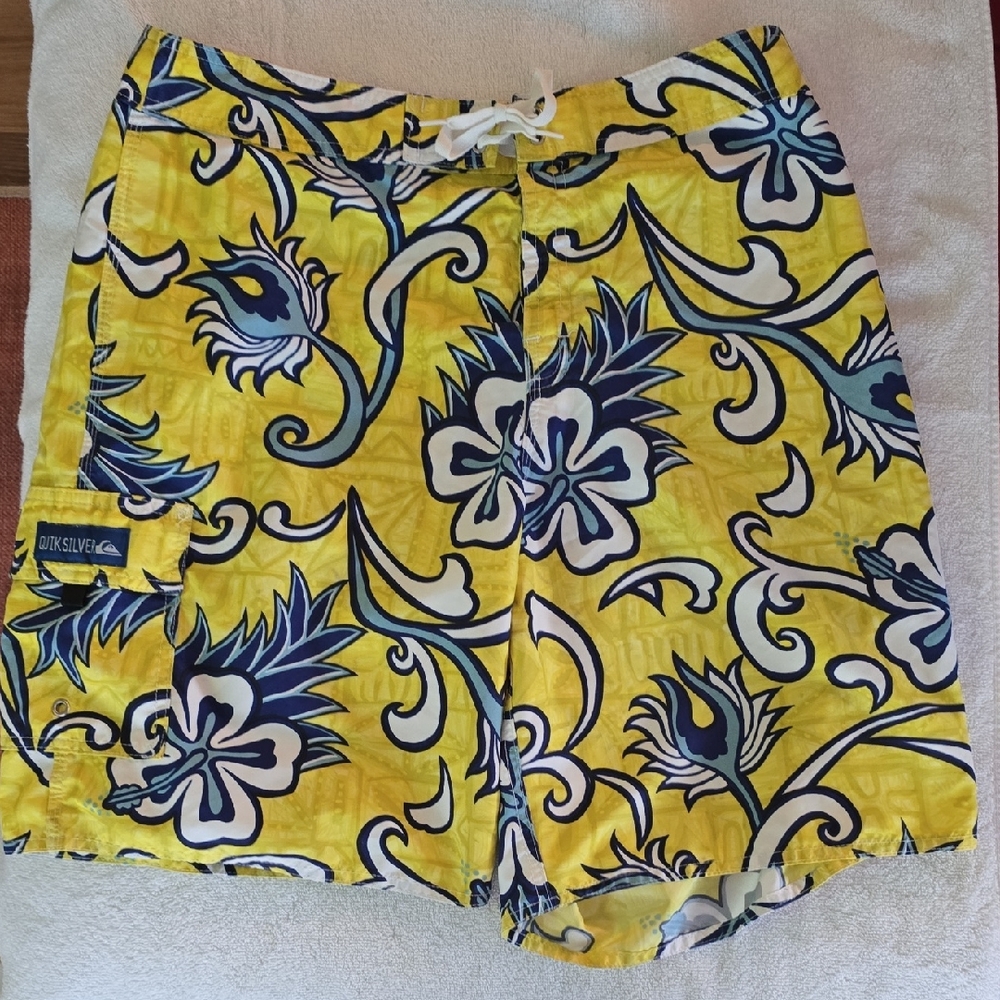 Quiksilver Yellow and Blue Floral Boardshorts